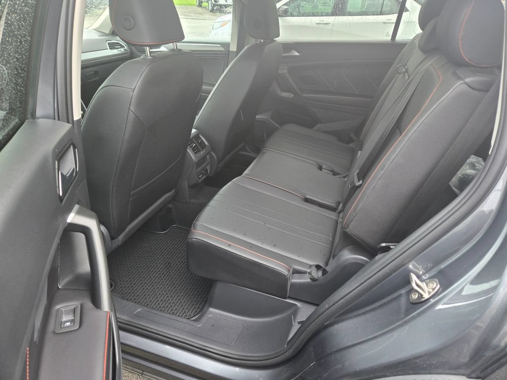 Used 2024 Volkswagen Tiguan Wolfsburg Edition FWD image 8