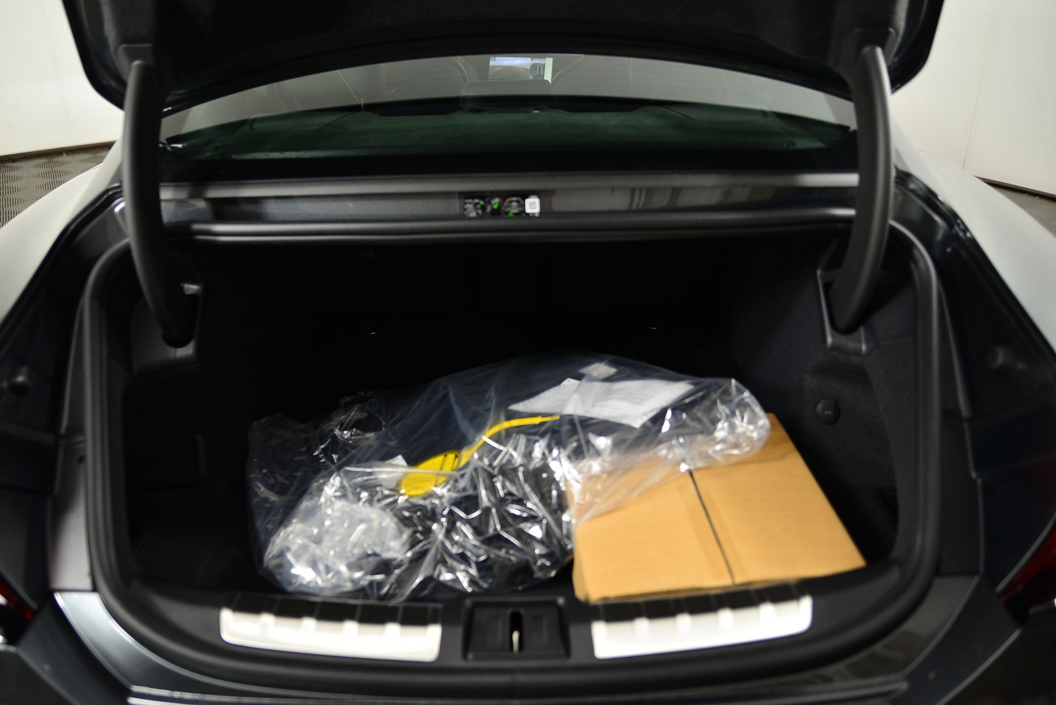 New 2025 Audi RS e-tron GT performance image 24