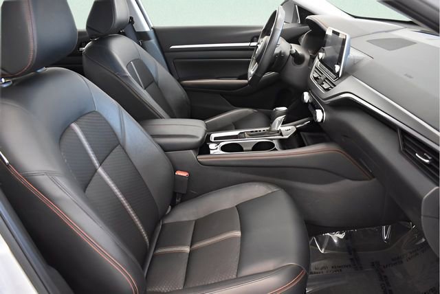 Used 2025 Nissan Altima 2.5 SR image 19