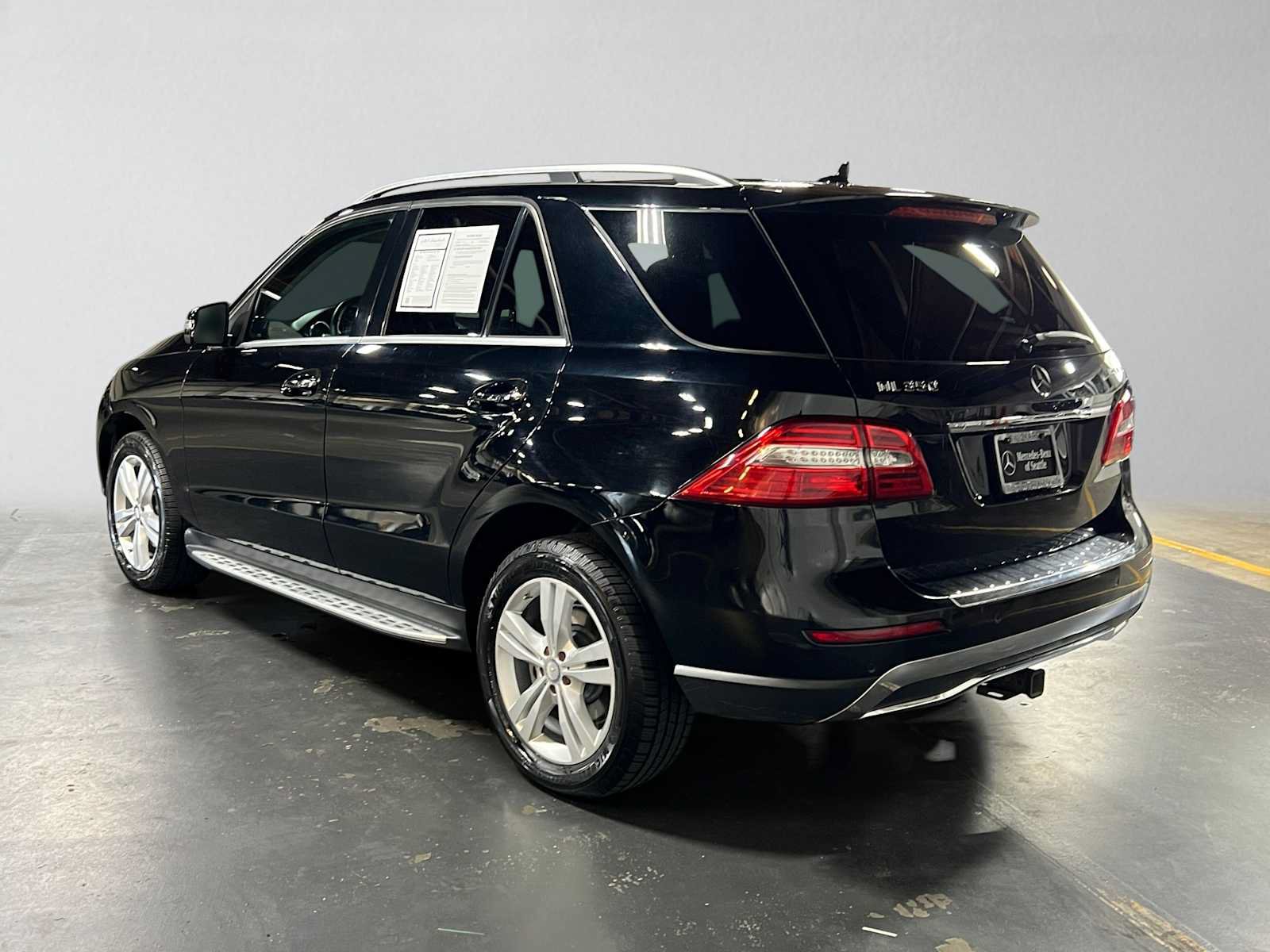 Used 2013 Mercedes-Benz ML 350 BlueTEC 4MATIC image 5