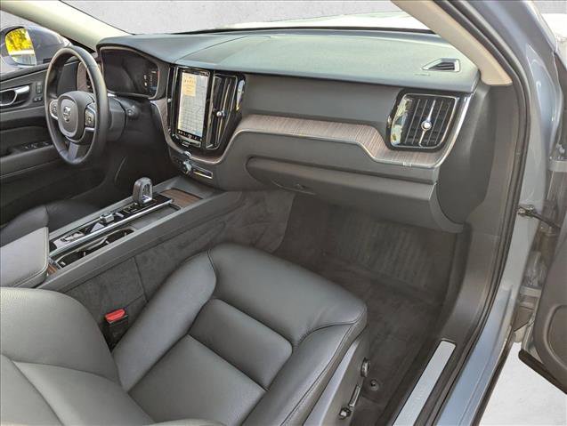Used 2022 Volvo XC60 T8 Inscription Expression image 22
