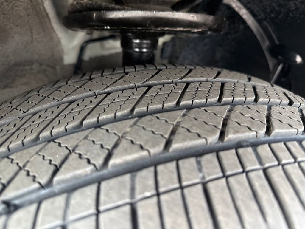 Used 2025 Nissan Pathfinder Platinum w/ Cargo Package image 31