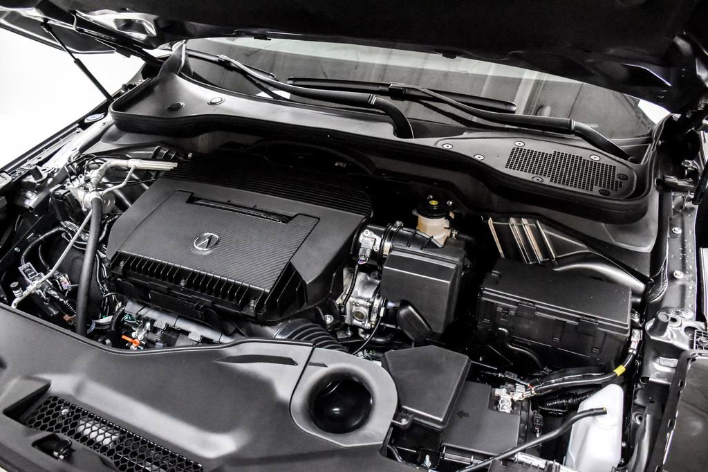 Used 2024 Acura MDX SH-AWD w/ Technology Package image 3