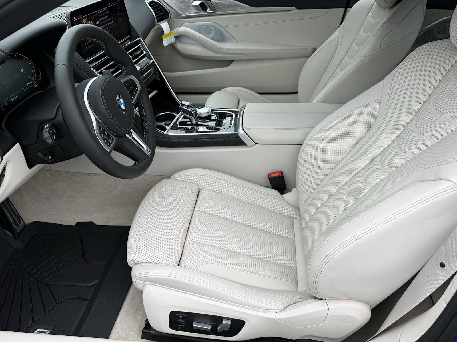 New 2026 BMW M850i xDrive Convertible image 15