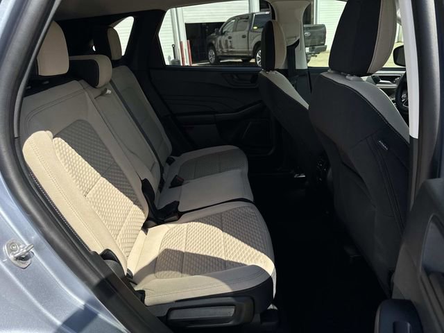 Used 2022 Ford Escape SE w/ SE Sport Appearance Package FWD image 12