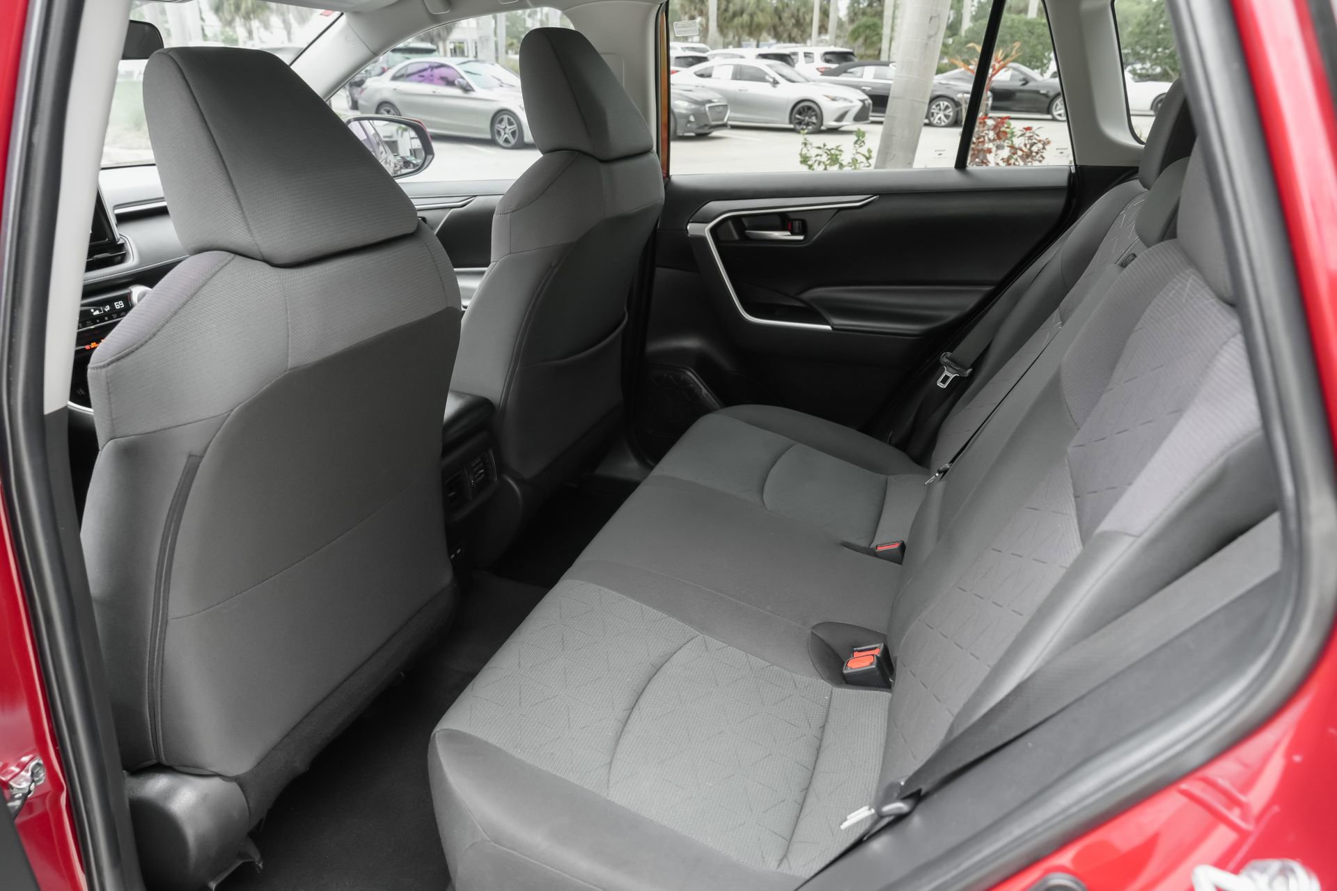 Used 2023 Toyota RAV4 XLE image 34