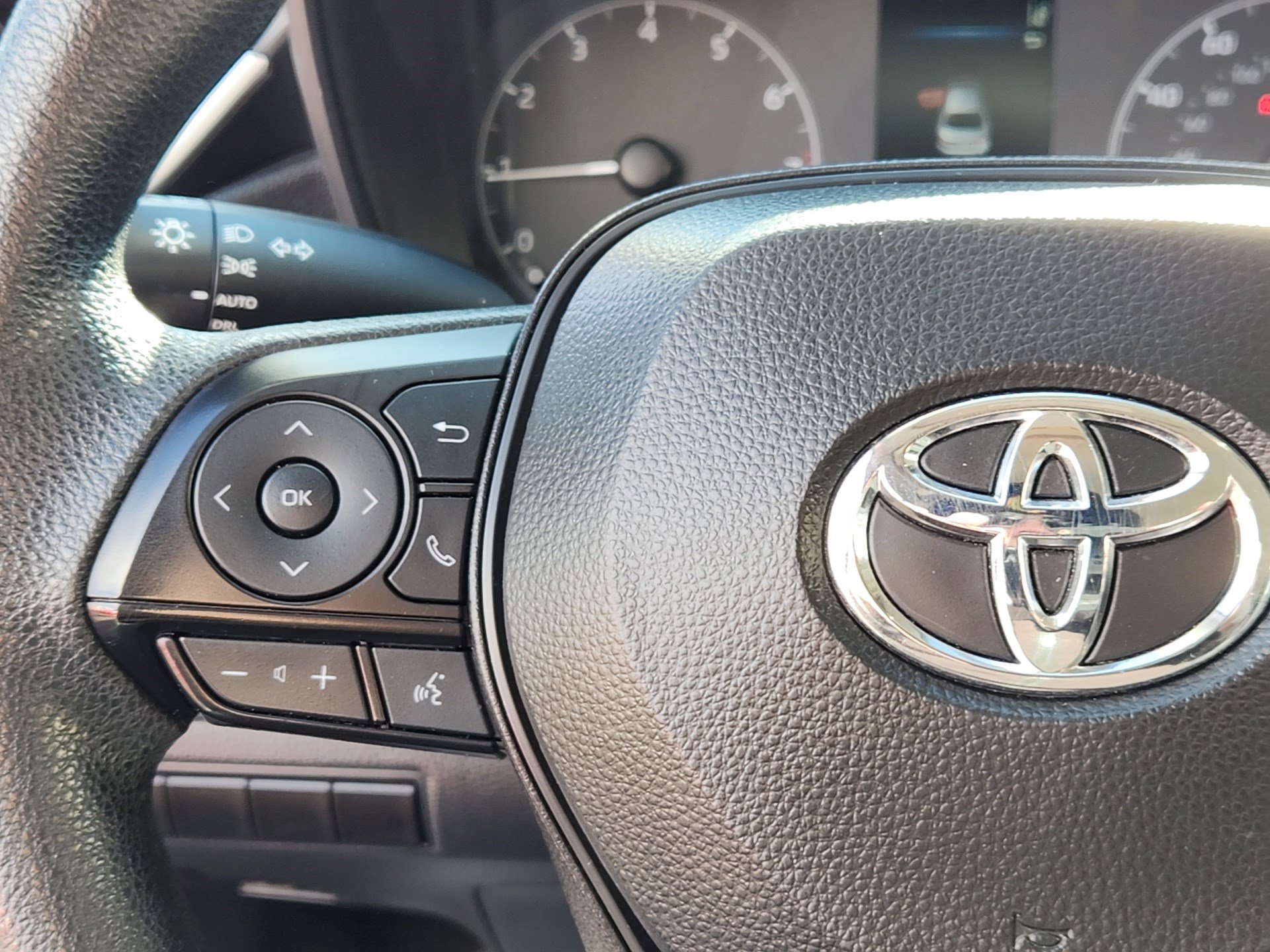 Certified 2024 Toyota Corolla LE image 18