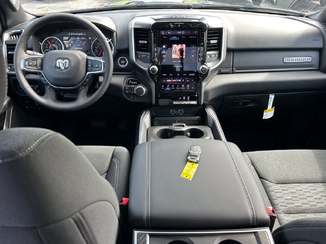 New 2027 RAM 1500 4x4 Crew Cab image 16