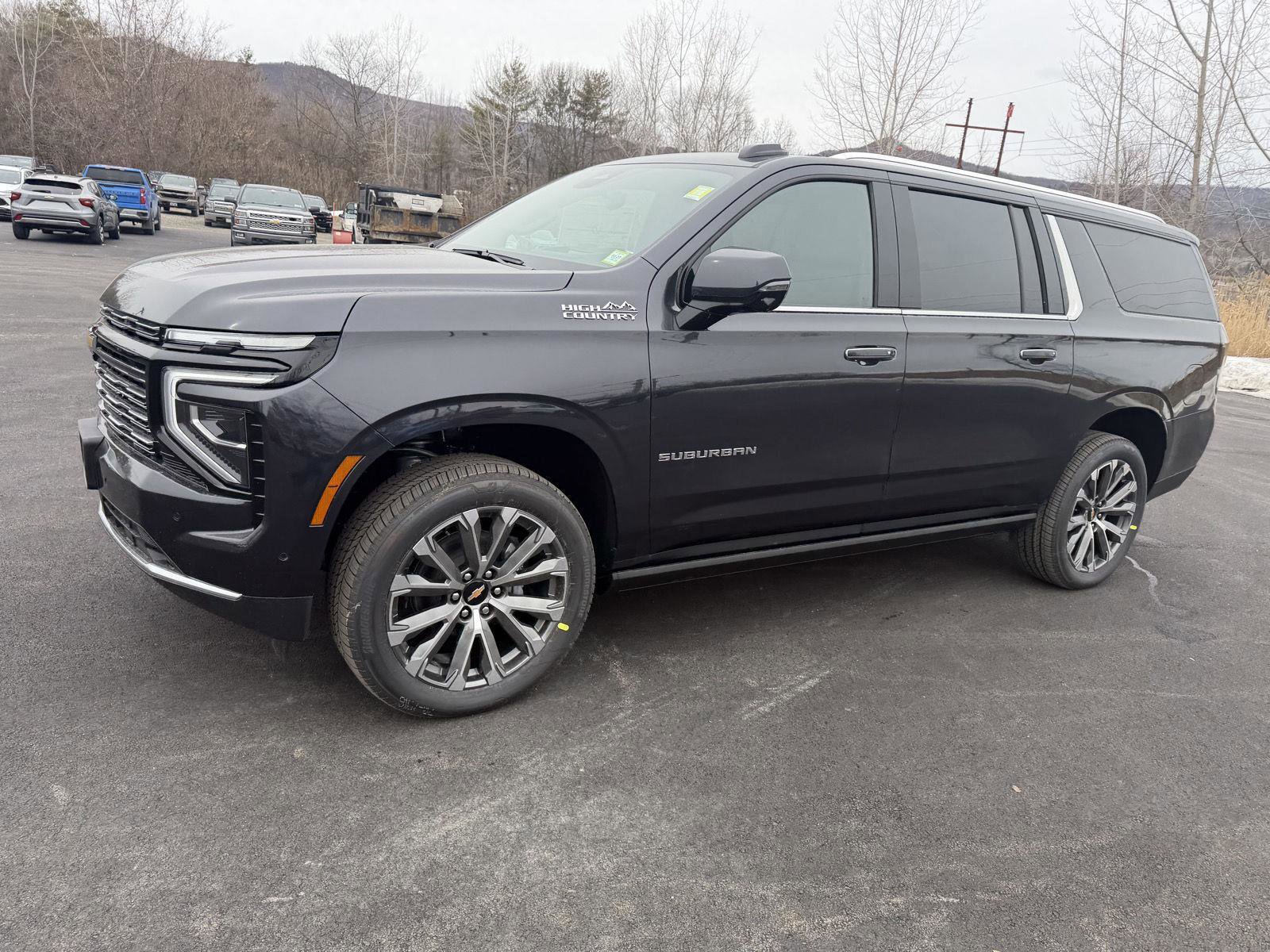 New 2026 Chevrolet Suburban High Country image 2