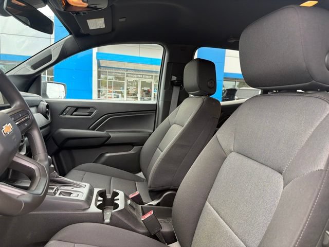Used 2024 Chevrolet Colorado W/T RWD image 13