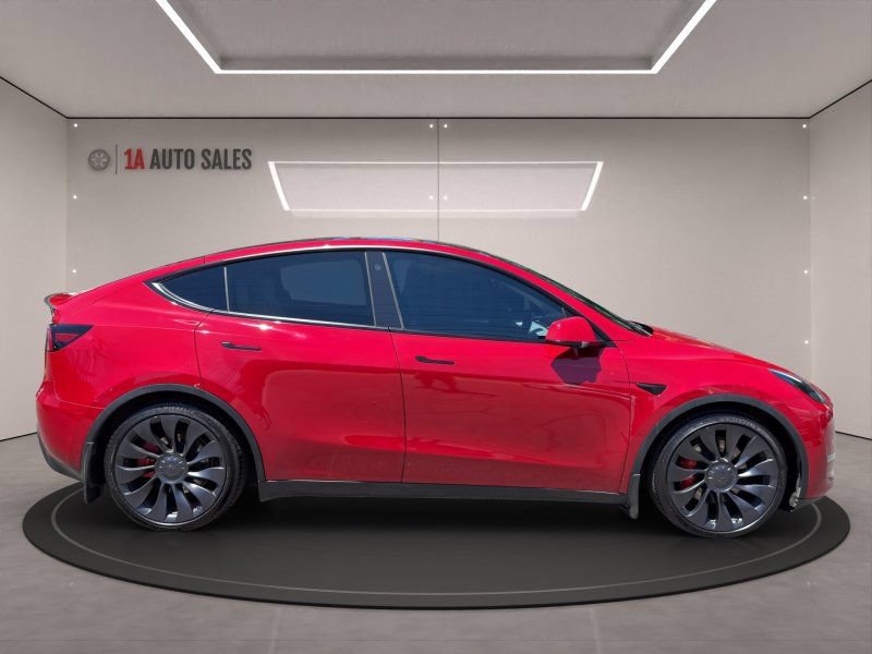 Used 2023 Tesla Model Y Performance AWD/4WD image 6