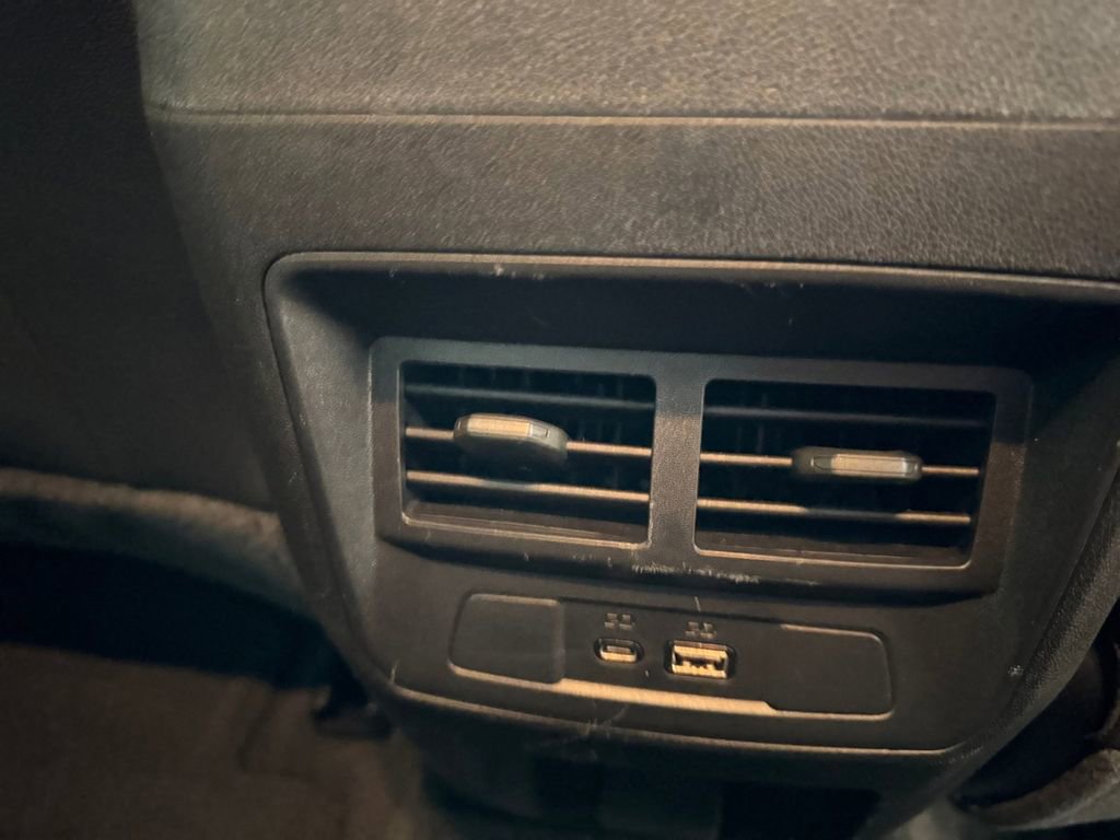 Used 2025 Chevrolet Colorado Z71 w/ Technology Package image 23