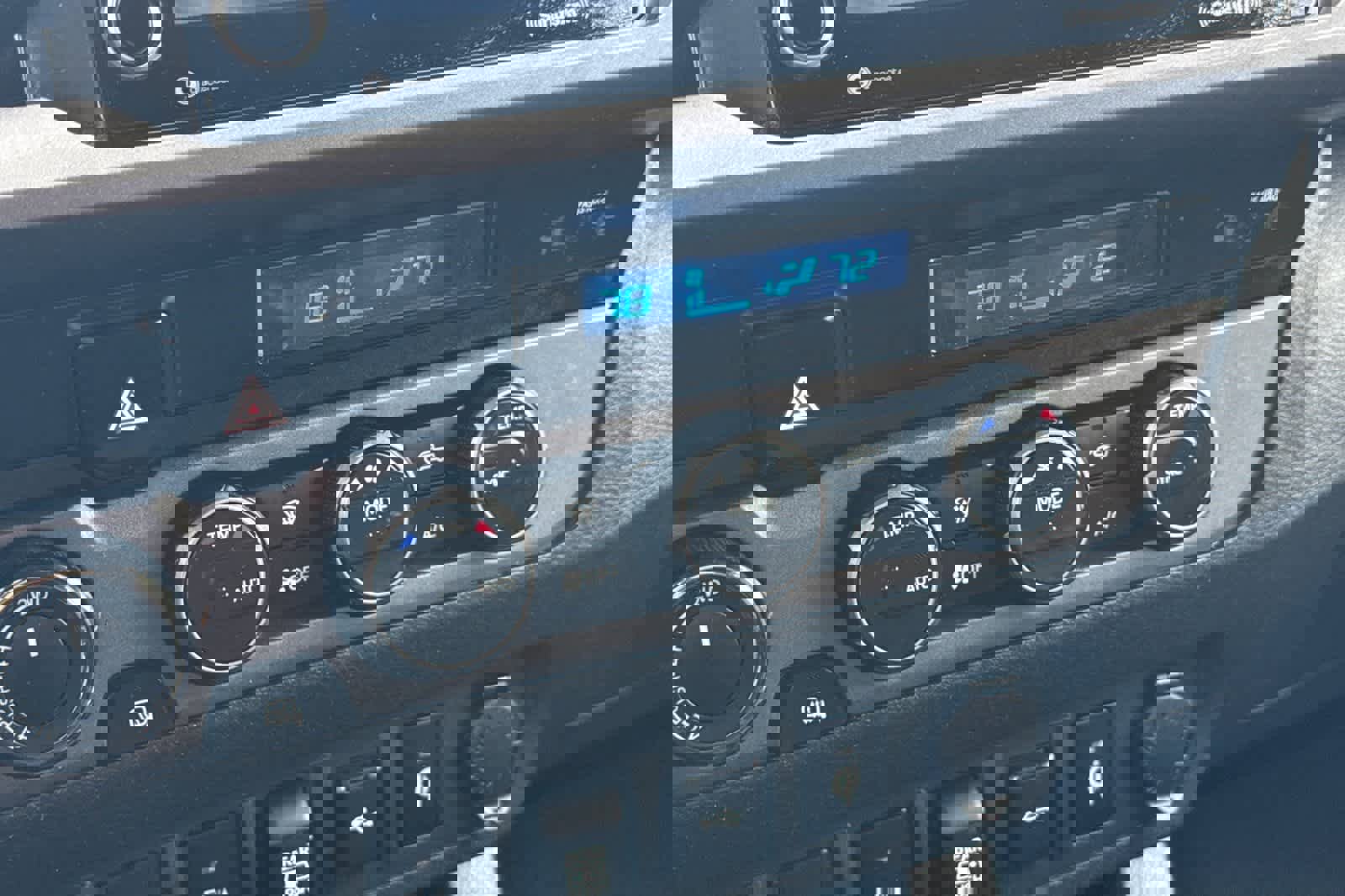 Used 2021 Toyota Tacoma TRD Off-Road image 20