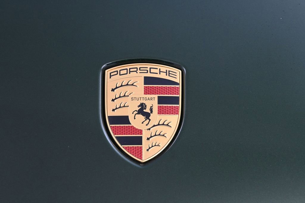 Certified 2025 Porsche Panamera RWD image 32