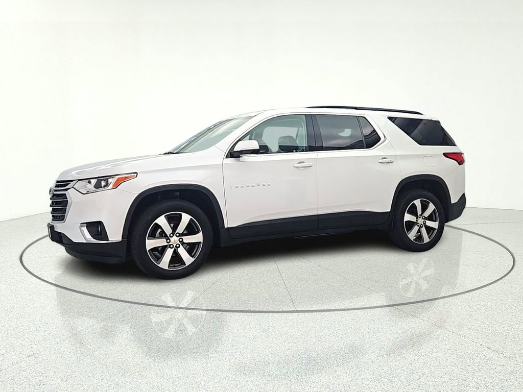 Used 2019 Chevrolet Traverse LT w/ LT Premium Package AWD/4WD image 4