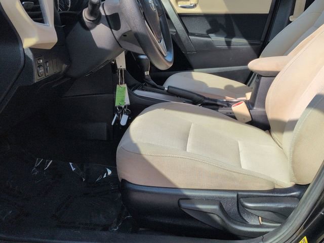 Used 2014 Toyota Corolla LE image 12
