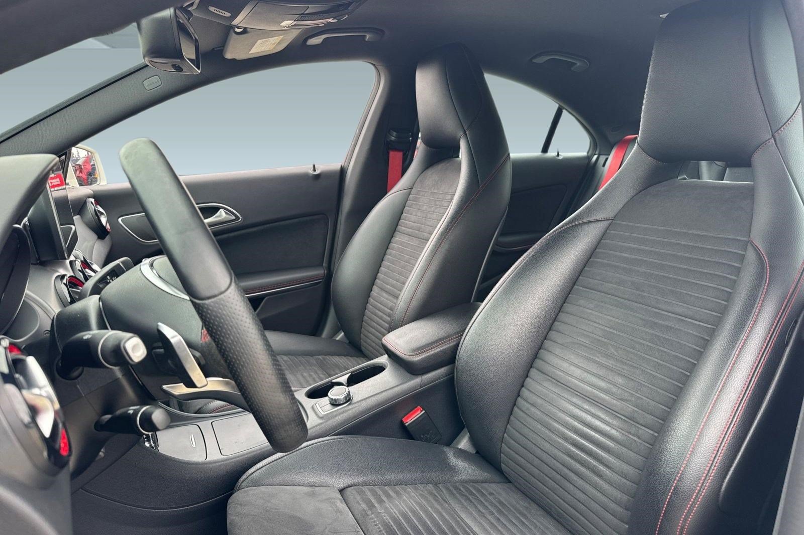 Used 2016 Mercedes-Benz CLA 250 image 5
