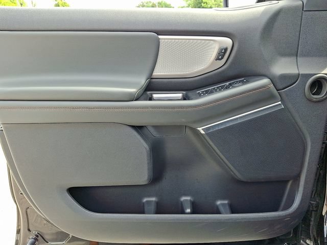 Used 2025 Ford Expedition Max Active AWD/4WD image 14