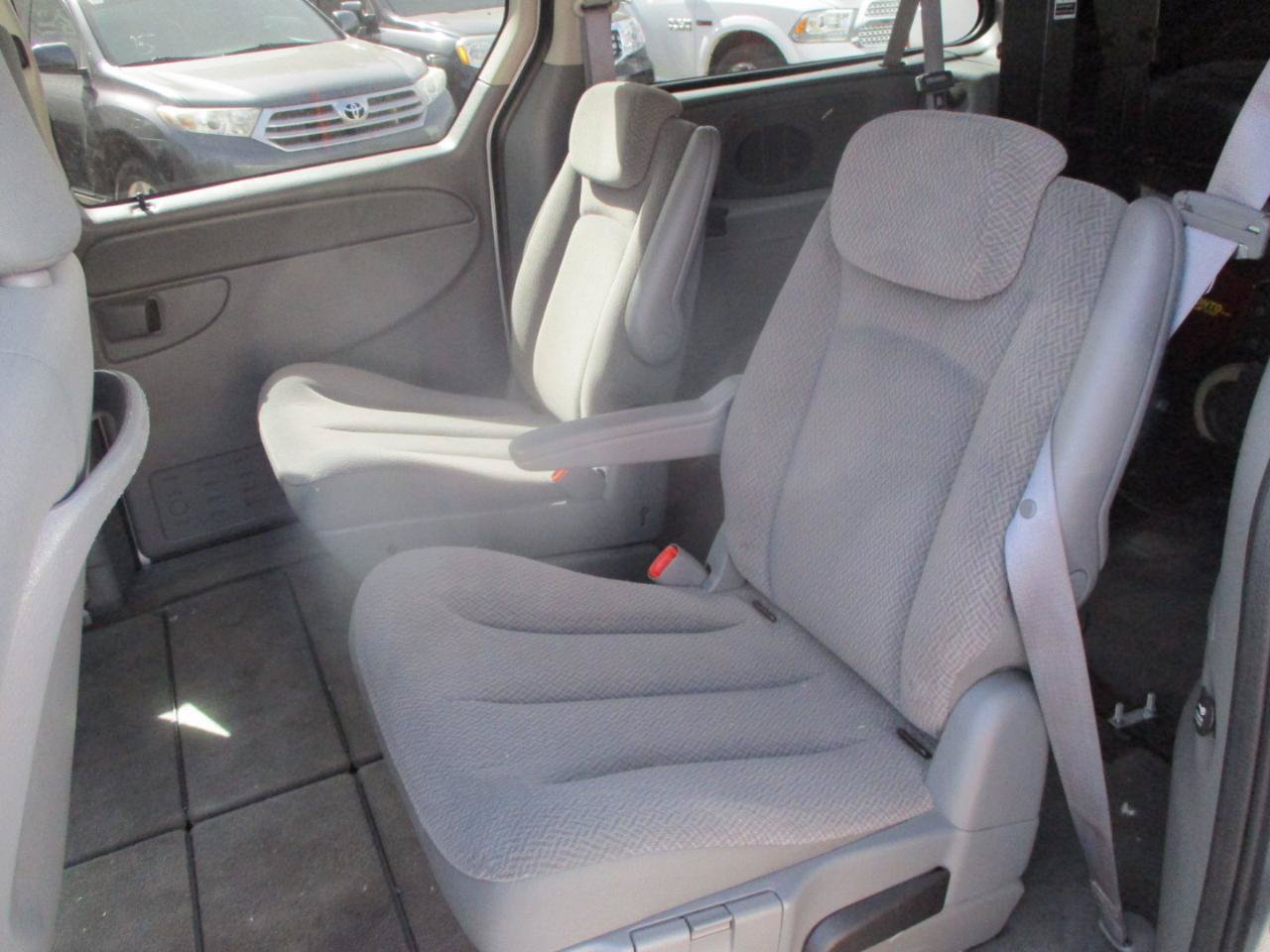 Used 2007 Dodge Grand Caravan SE w/ Popular Equipment Group I FWD image 17