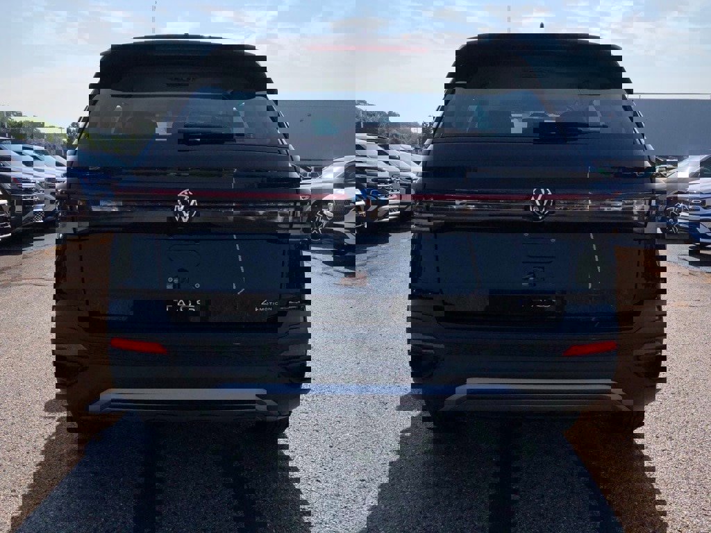 New 2025 Volkswagen Taos S image 5