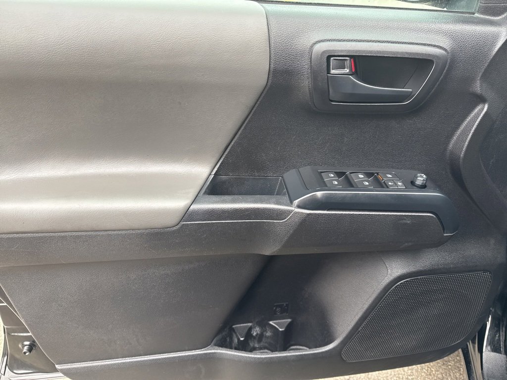 Used 2023 Toyota Tacoma SR image 18