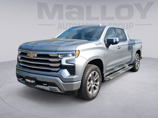 Used 2024 Chevrolet Silverado 1500 High Country w/ Technology Package AWD/4WD image 1