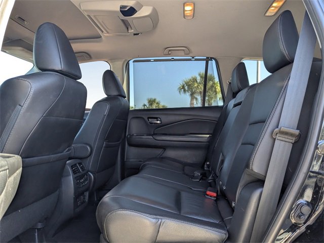 Used 2022 Honda Pilot Touring image 18
