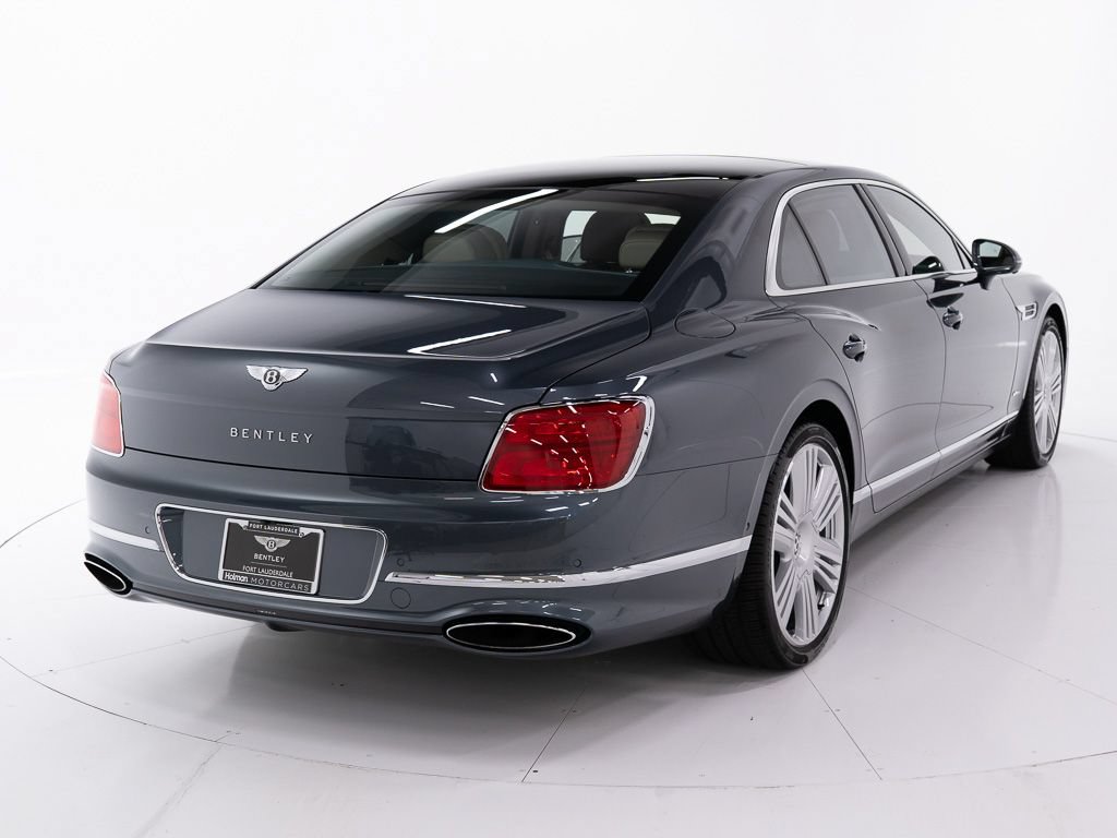 Used 2026 Bentley Flying Spur Plug-In Hybrid AWD/4WD image 5