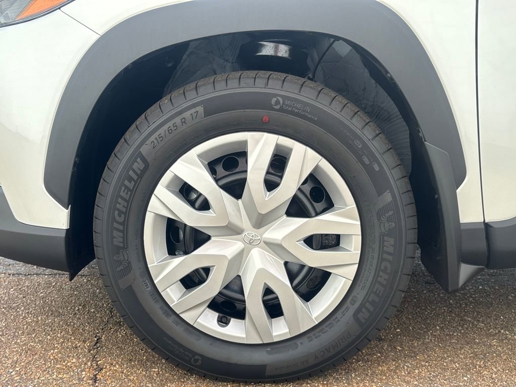 New 2026 Toyota Corolla Cross L image 22