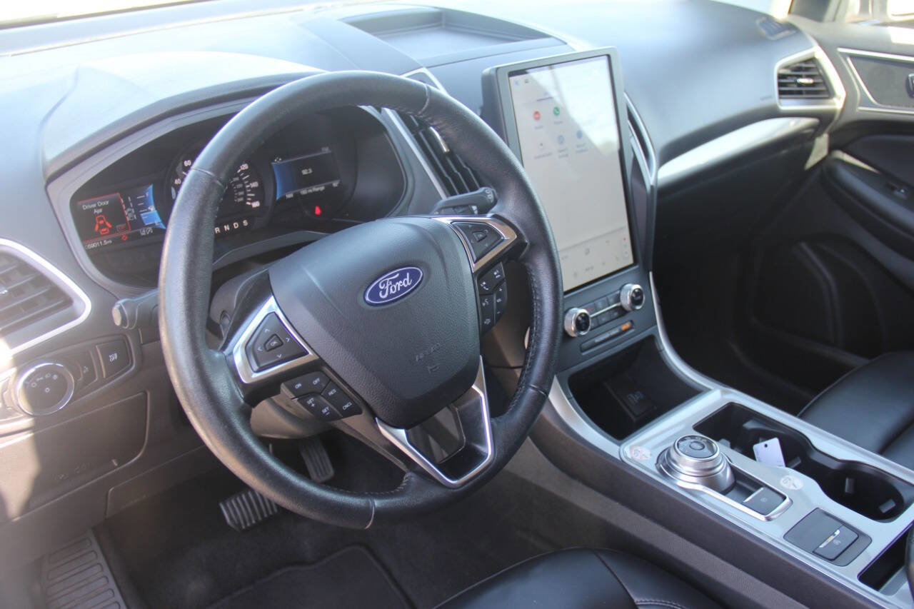 Used 2024 Ford Edge SEL image 24