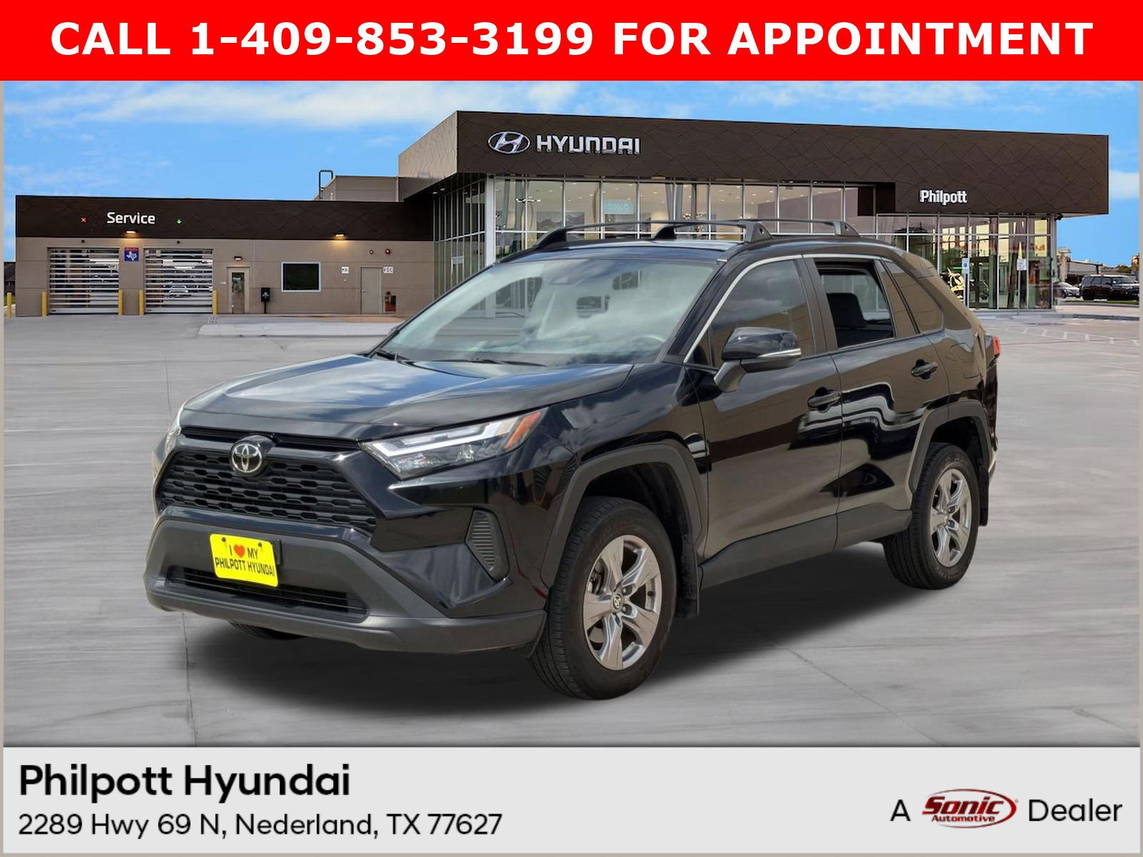 Used 2024 Toyota RAV4 XLE w/ Convenience Package image 1