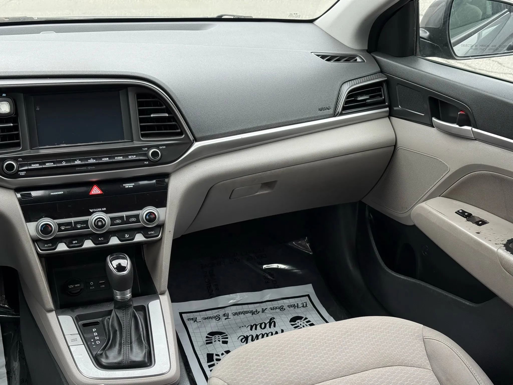 Used 2020 Hyundai Elantra SEL image 29