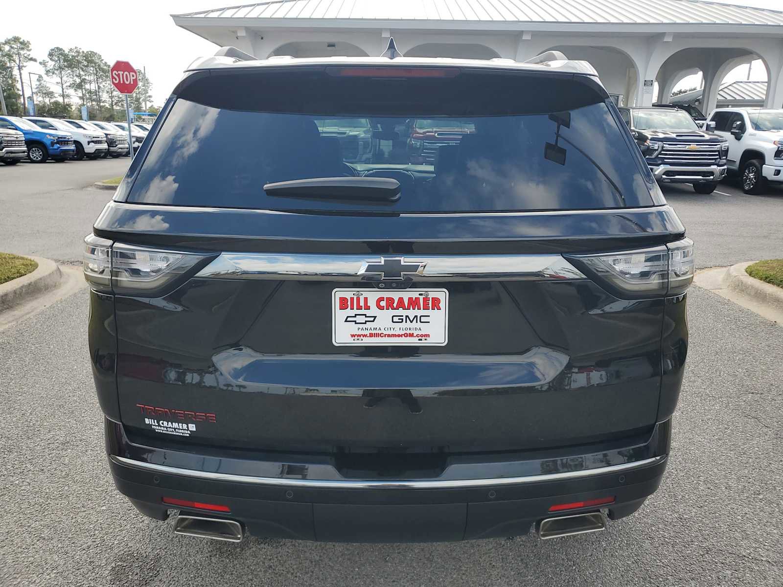 Used 2020 Chevrolet Traverse Premier w/ Redline Edition image 4