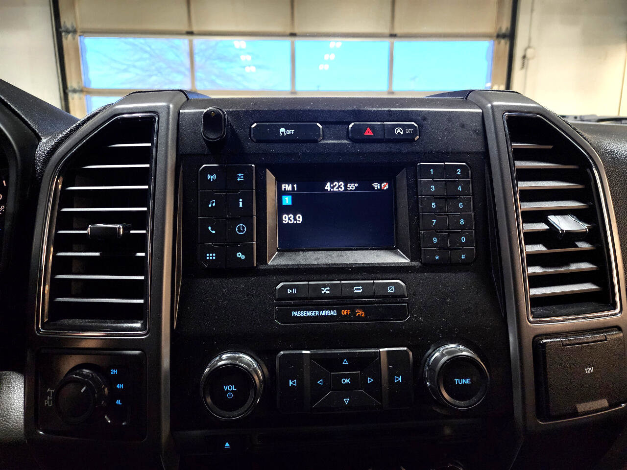 Used 2018 Ford F150 XLT w/ Equipment Group 301A Mid image 31