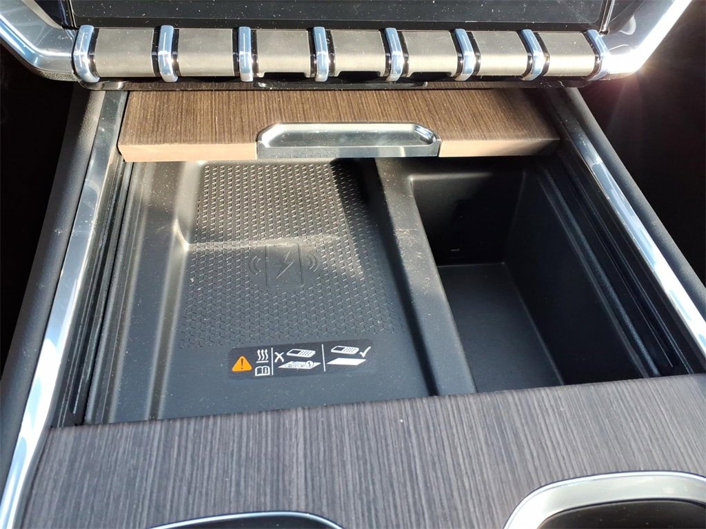 New 2026 GMC Acadia Denali w/ Super Cruise Package image 13