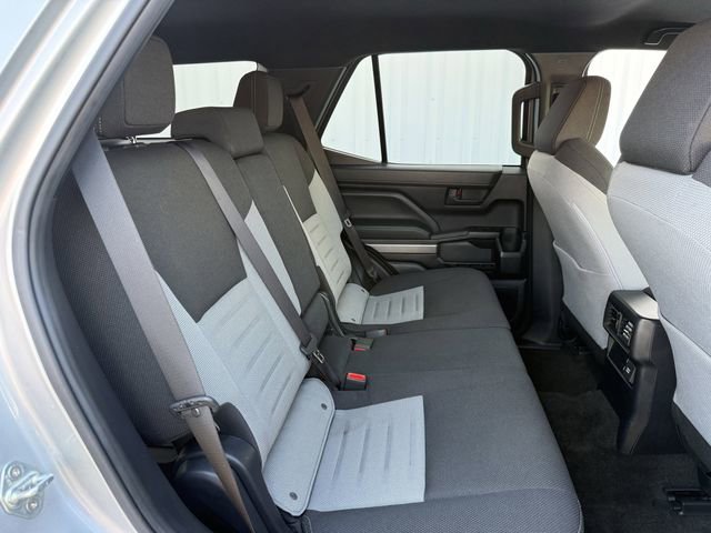 Used 2025 Toyota 4Runner TRD Off-Road image 33