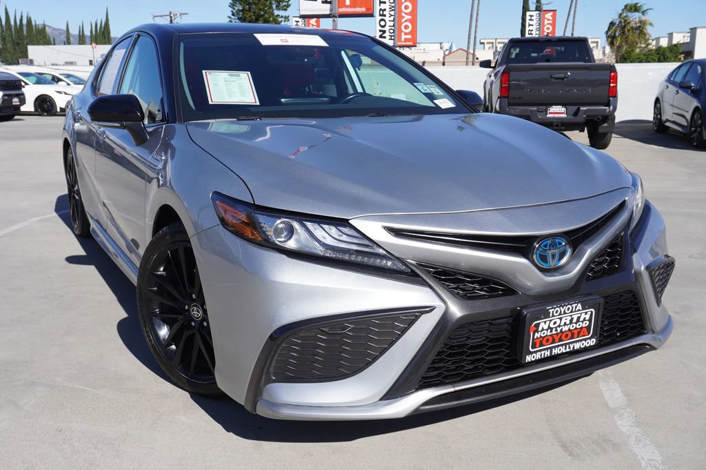 Certified 2021 Toyota Camry XSE image 2