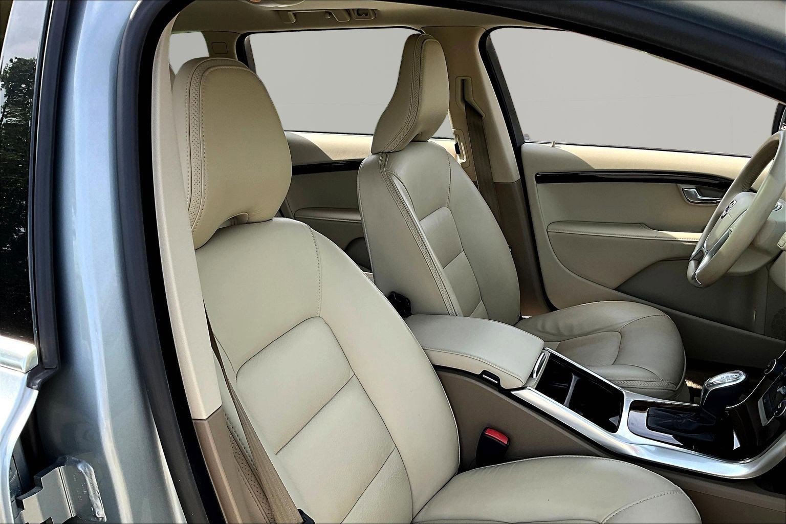 Used 2013 Volvo XC70 3.2 image 28