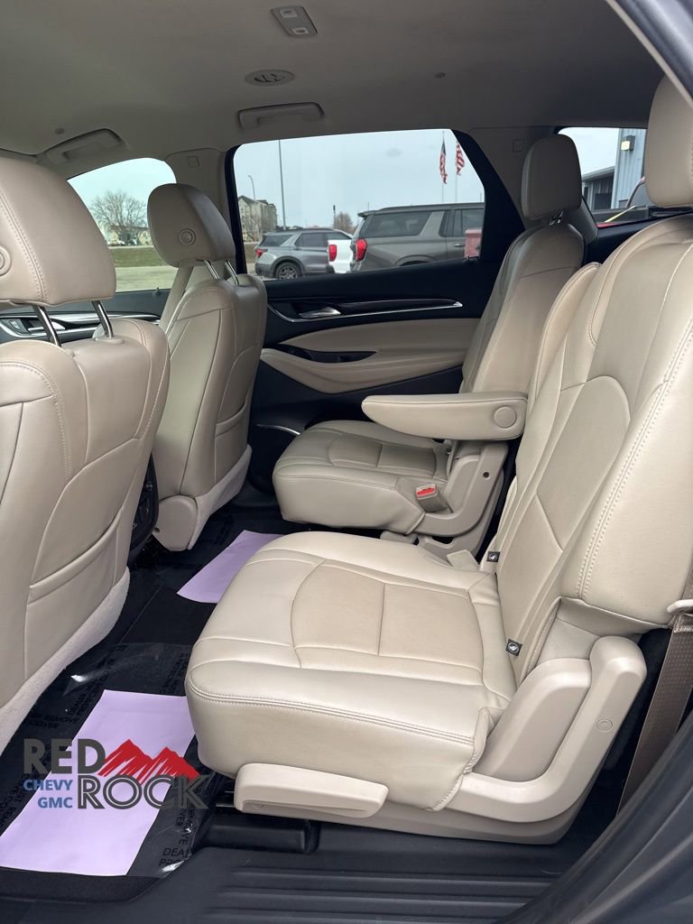 Used 2019 Buick Enclave Essence w/ LPO, Touring Package AWD/4WD image 15