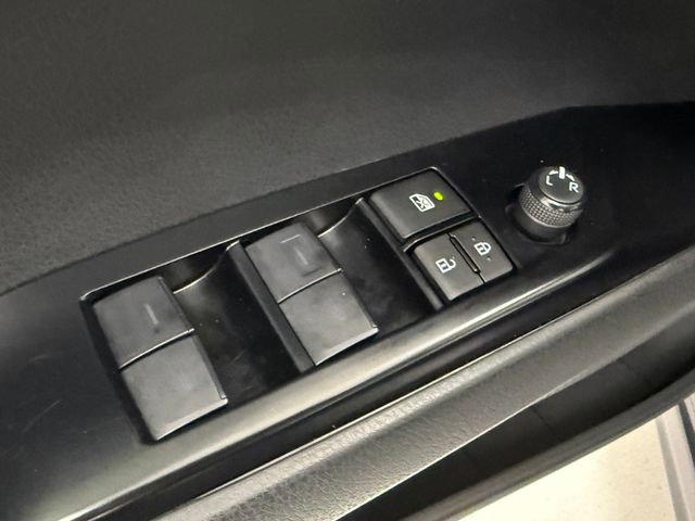 Used 2025 Toyota Camry XSE FWD image 29