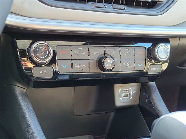 New 2026 Jeep Compass Limited image 19