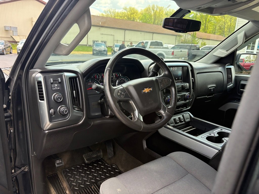 Used 2015 Chevrolet Silverado 2500 LT w/ LT Convenience Package AWD/4WD image 14