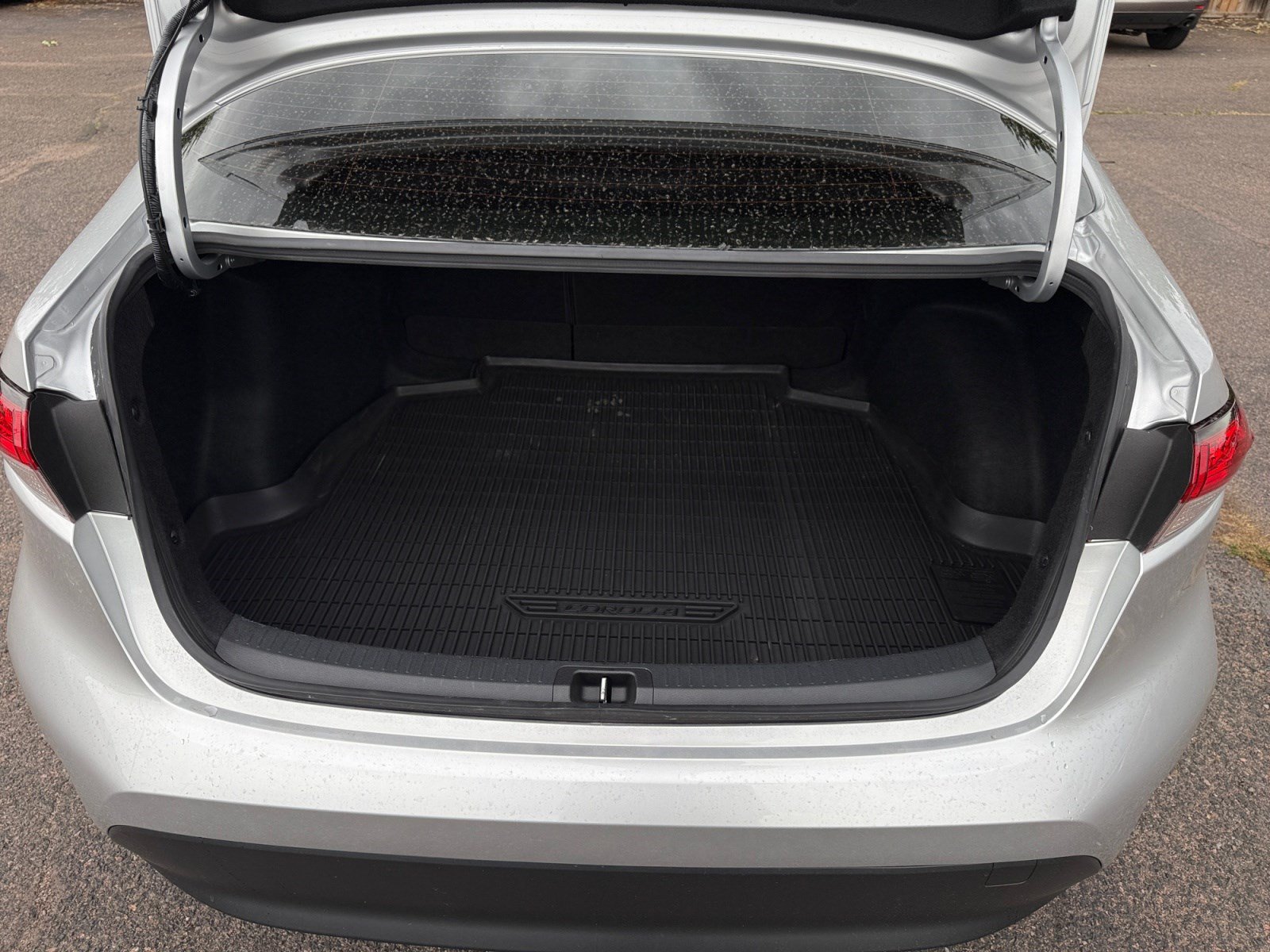 Certified 2026 Toyota Corolla LE w/ Carpet Mat Package (TMS) FWD image 32