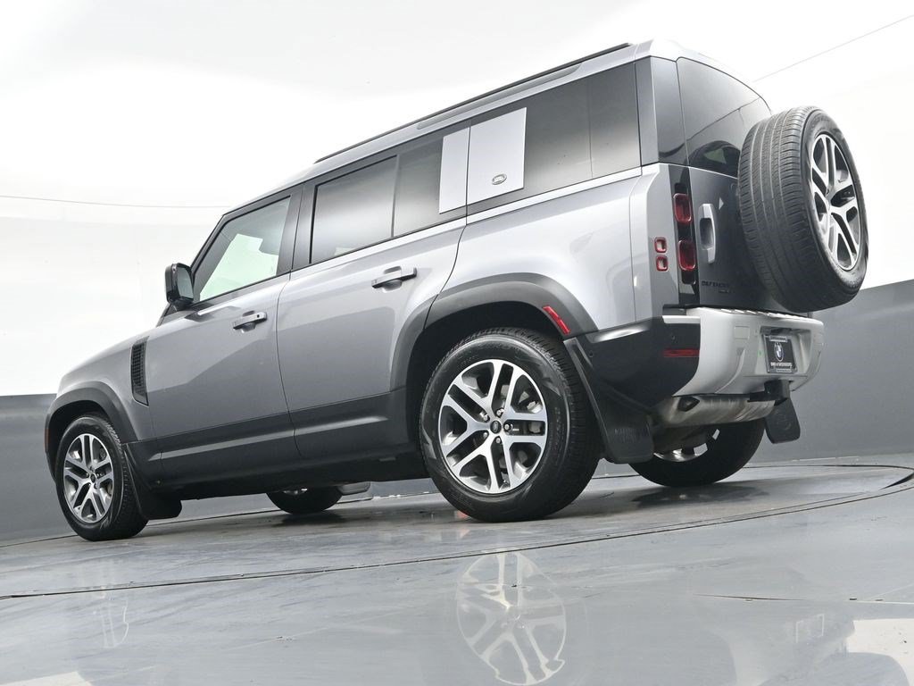Used 2020 Land Rover Defender 110 SE AWD/4WD image 38