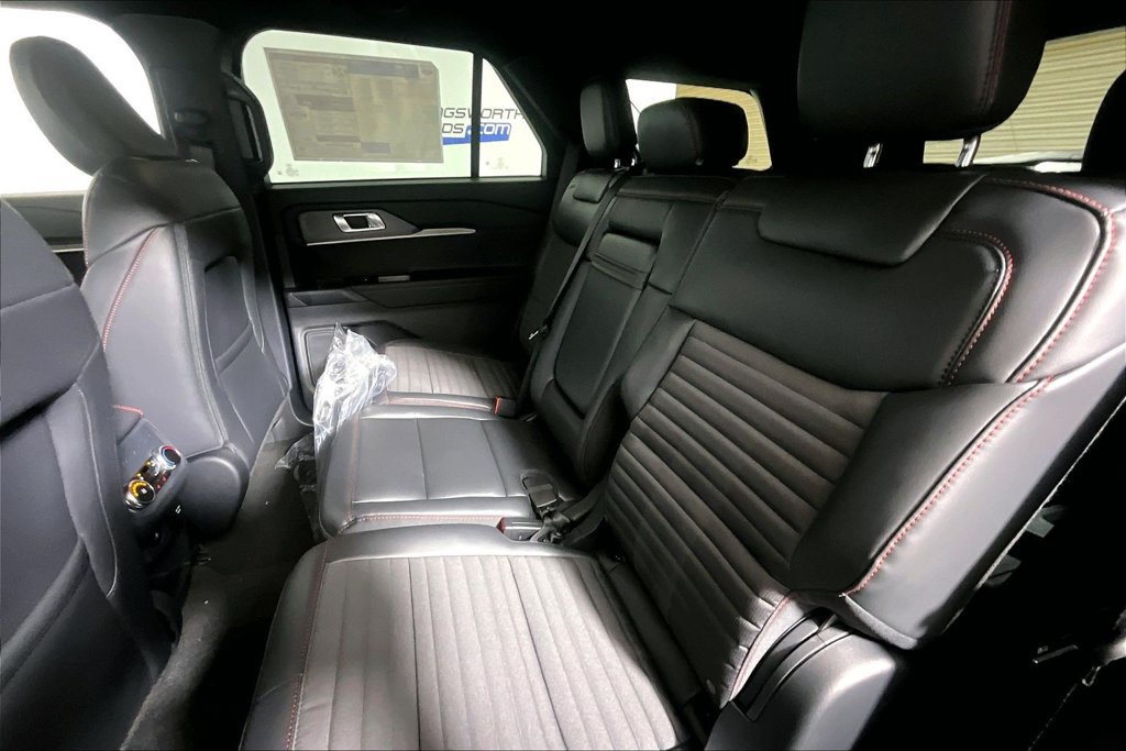 New 2026 Ford Explorer ST-Line w/ Premium Package RWD image 10