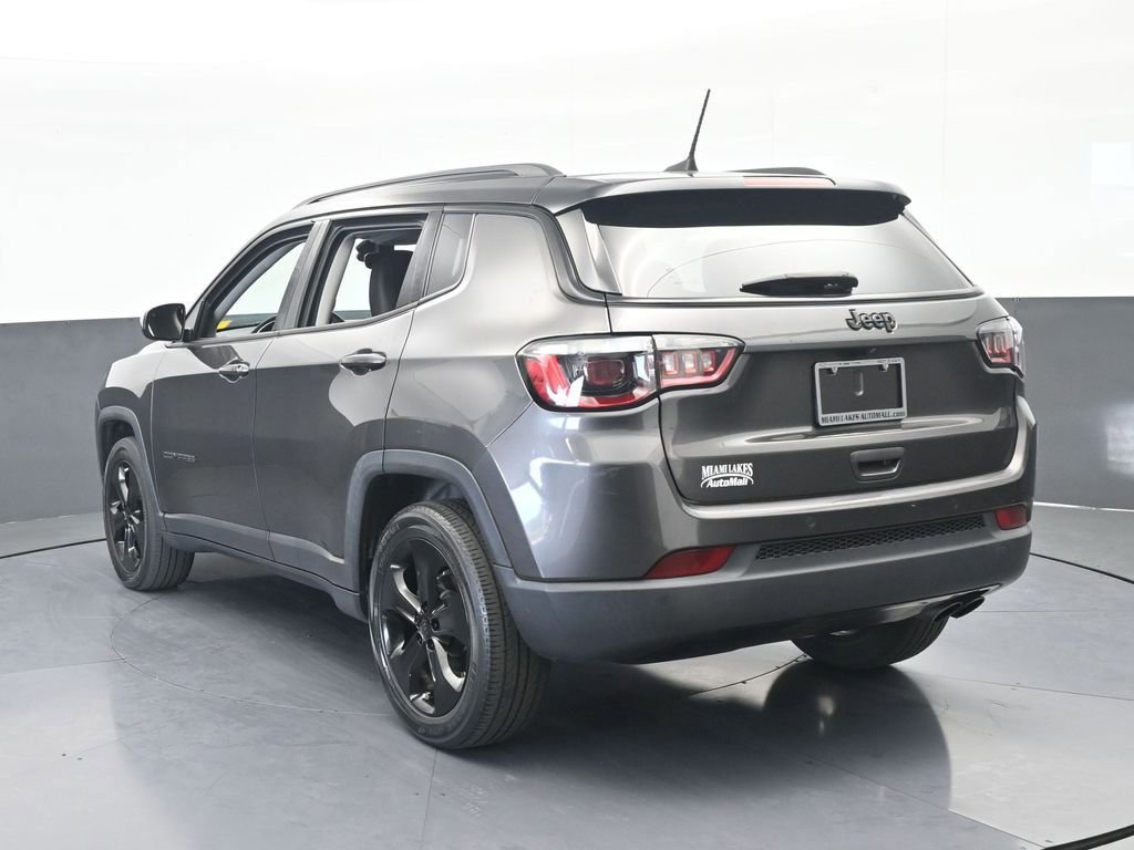 Used 2021 Jeep Compass Latitude image 4