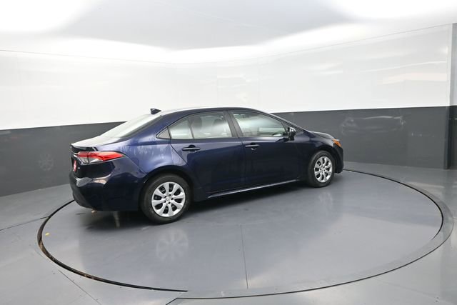 Used 2024 Toyota Corolla LE image 12