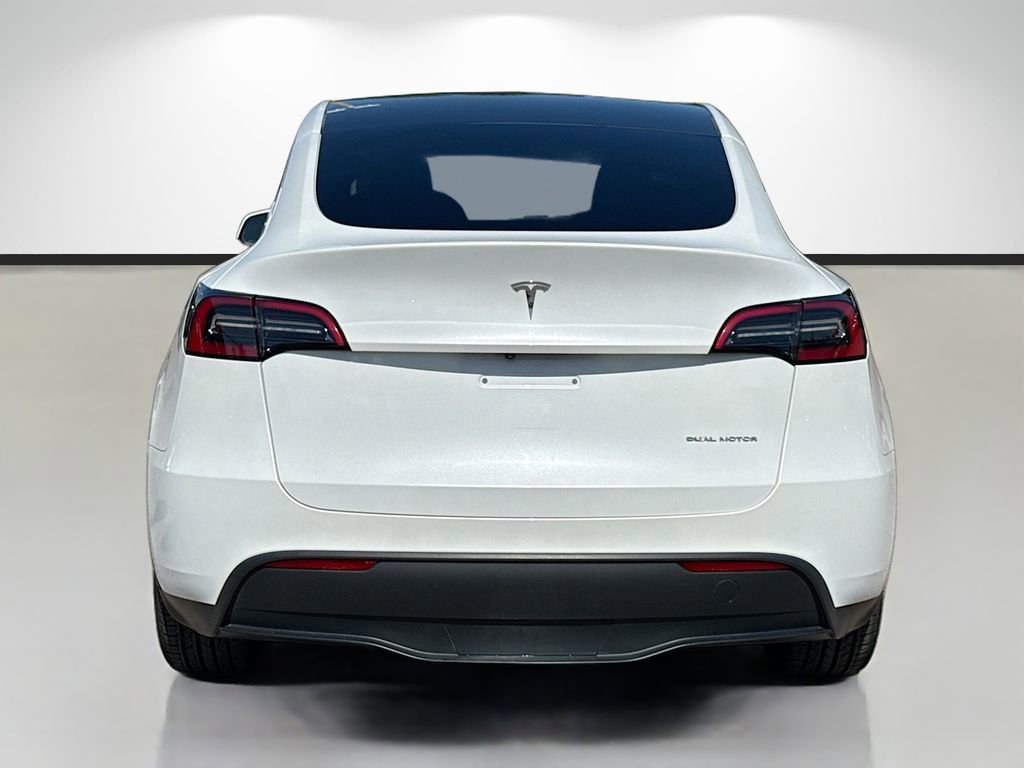 Used 2023 Tesla Model Y Long Range image 4