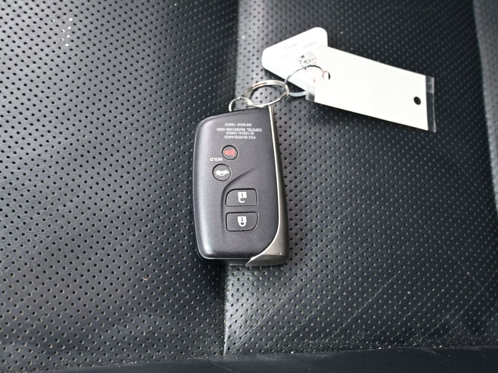 Used 2017 Lexus LS 460 AWD image 31