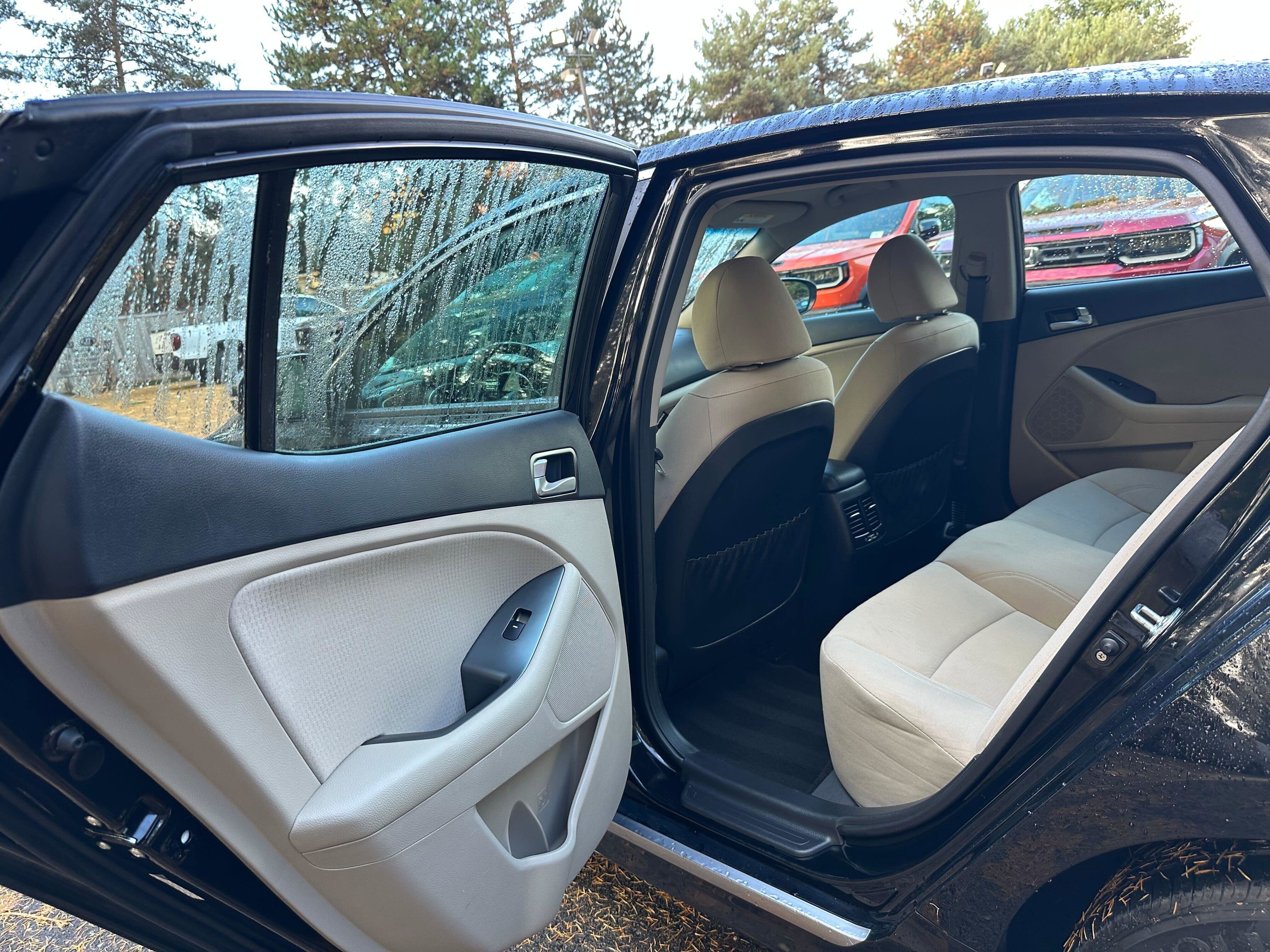 Used 2016 Kia Optima Hybrid image 16